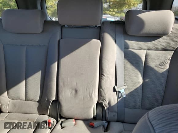 ✅ 2009 Hyundai Santa Fe GLS • VIN: 5NMSG13D09H229364 • Lot: 78439354. Listed on Copart with 138,350 mi. Free auction sales archive from the USA and detailed vehicle history report at DreamBid. Image 10.