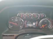 ✅ 2015 GMC Sierra 2500HD SLE • VIN: 1GT12YEG4FF549094 • Lot: 68428585. Wystawiony na Copart z przebiegiem 149 001 mil. Bezpłatny archiwum sprzedaży aukcyjnych z USA i szczegółowy raport historii pojazdu na DreamBid. Zdjęcie 9.