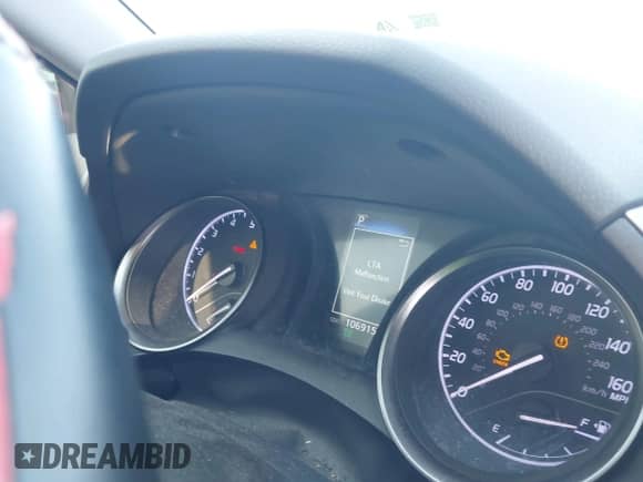 2022 Toyota Camry SE z VIN 4T1G11AK7NU036054, wystawiony jako IAAI lot #43036833 z przebiegiem 106 915 mil mil oraz . Historia ofert i sprzedaży dostępna na DreamBid. Obrazek 16.