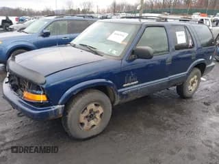 ✅ 2004 Chevrolet Blazer LS • VIN: 1GNDT13X54K156205 • Lot: 40983841. Wystawiony na IAAI z przebiegiem 191 877 mil. Bezpłatny archiwum sprzedaży aukcyjnych z USA i szczegółowy raport historii pojazdu na DreamBid. Zdjęcie 2.