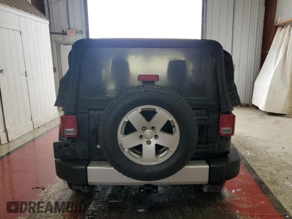 ✅ 2011 Jeep Wrangler Sahara • VIN: 1J4AA5D18BL606384 • Лот: 61341025. Опубликован ранее на Copart с пробегом 136 770 миль. Бесплатный доступ к архиву аукционных продаж из США и подробный отчёт об истории автомобиля на DreamBid. Изображение 6.