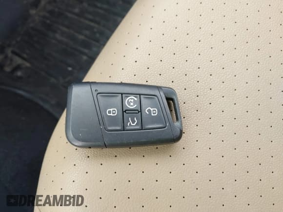 ✅ 2020 Volkswagen Jetta SEL • VIN: 3VWEB7BU3LM073029 • Lot: 42168239. Listed on IAAI with 59,395 mi. Free auction sales archive from the USA and detailed vehicle history report at DreamBid. Image 11.