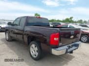 ✅ 2008 Chevrolet Silverado 1500 • VIN: 1GCEC19Y28Z298330 • Lot: 42272489. Wystawiony na IAAI z przebiegiem 97 076 mil. Bezpłatny archiwum sprzedaży aukcyjnych z USA i szczegółowy raport historii pojazdu na DreamBid. Zdjęcie 3.