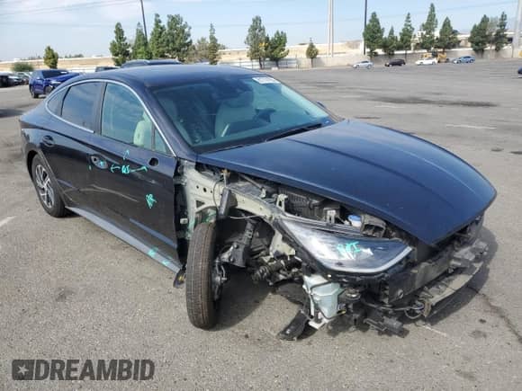 ✅ 2020 Hyundai Sonata Blue • VIN: KMHL24JJ1LA015266 • Лот: 81714165. Опубликован ранее на Copart с пробегом 118 939 миль. Бесплатный доступ к архиву аукционных продаж из США и подробный отчёт об истории автомобиля на DreamBid. Изображение 4.