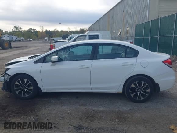 ✅ 2014 Honda Civic EX • VIN: 19XFB2F85EE012902 • Lot: 43604049. Wystawiony na IAAI z przebiegiem 153 505 mil. Bezpłatny archiwum sprzedaży aukcyjnych z USA i szczegółowy raport historii pojazdu na DreamBid. Zdjęcie 14.