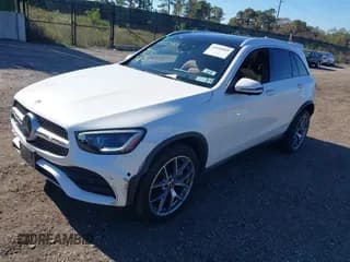 ✅ 2020 Mercedes-Benz GLC 300 • VIN: W1N0G8EB8LF825377 • Лот: 43510969. Опубликован ранее на IAAI с пробегом 64 894 миль. Бесплатный доступ к архиву аукционных продаж из США и подробный отчёт об истории автомобиля на DreamBid. Изображение 2.