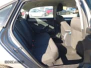 ✅ 2014 Volkswagen Passat S • VIN: 1VWAP7A30EC008863 • Lot: 41004815. Wystawiony na IAAI z przebiegiem 219 881 mil. Bezpłatny archiwum sprzedaży aukcyjnych z USA i szczegółowy raport historii pojazdu na DreamBid. Zdjęcie 8.