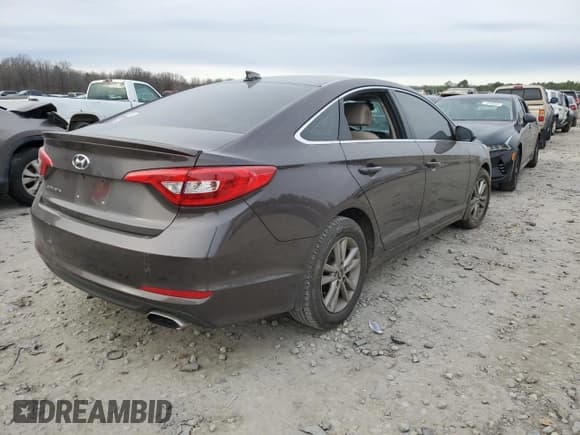 ✅ 2015 Hyundai Sonata SE • VIN: 5NPE24AF7FH167509 • Lot: 71515942. Listed on Copart with 44,609 mi. Free auction sales archive from the USA and detailed vehicle history report at DreamBid. Image 3.