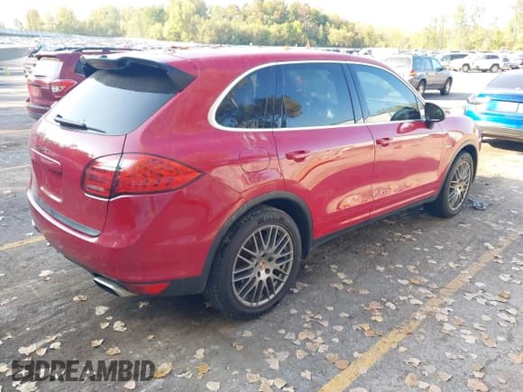 ✅ 2014 Porsche Cayenne Diesel • VIN: WP1AF2A2XELA39455 • Lot: 43446619. Wystawiony na IAAI z przebiegiem 110 000 mil. Bezpłatny archiwum sprzedaży aukcyjnych z USA i szczegółowy raport historii pojazdu na DreamBid. Zdjęcie 4.