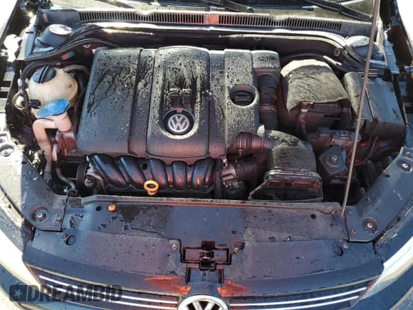 ✅ 2011 Volkswagen Jetta SEL • VIN: 3VWLZ7AJ4BM083223 • Лот: 93319355. Опубликован ранее на Copart с пробегом 213 229 миль. Бесплатный доступ к архиву аукционных продаж из США и подробный отчёт об истории автомобиля на DreamBid. Изображение 11.