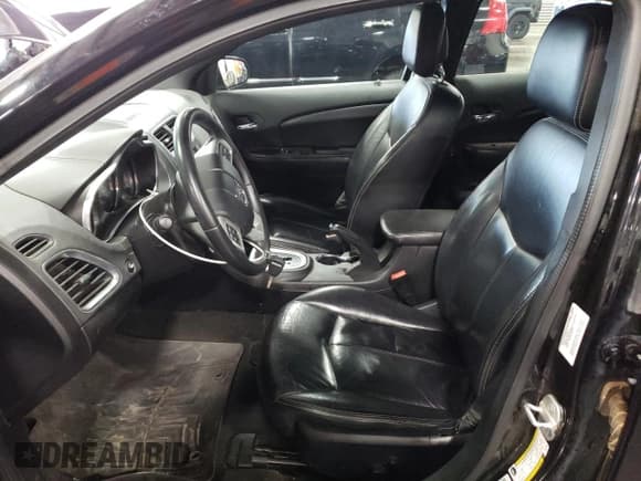 ✅ 2013 Dodge Avenger SXT • VIN: 1C3CDZCG8DN746594 • Лот: 76531994. Опубликован ранее на Copart с пробегом 195 229 миль. Бесплатный доступ к архиву аукционных продаж из США и подробный отчёт об истории автомобиля на DreamBid. Изображение 7.