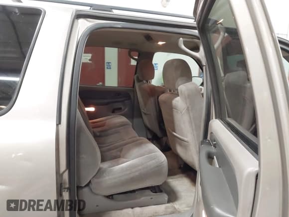 ✅ 2003 Chevrolet Suburban LS • VIN: 3GNFK16ZX3G209916 • Лот: 42632723. Опубликован ранее на IAAI с пробегом 188 209 миль. Бесплатный доступ к архиву аукционных продаж из США и подробный отчёт об истории автомобиля на DreamBid. Изображение 8.