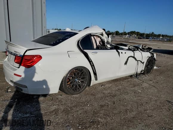 ✅ 2010 BMW 7 Series 750Li • VIN: WBAKB8C51ACY63878 • Lot: 62537135. Listed on Copart with Not provided. Free auction sales archive from the USA and detailed vehicle history report at DreamBid. Image 3.