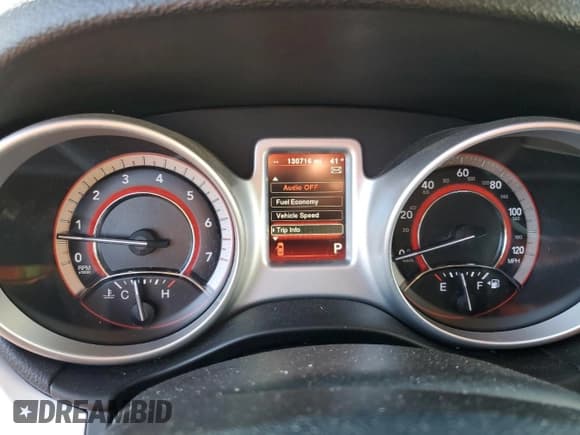 ✅ 2018 Dodge Journey SE • VIN: 3C4PDCAB9JT276170 • Лот: 85387795. Опубликован ранее на Copart с пробегом 130 716 миль. Бесплатный доступ к архиву аукционных продаж из США и подробный отчёт об истории автомобиля на DreamBid. Изображение 9.