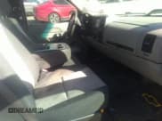 ✅ 2007 Chevrolet Silverado 1500 Work Truck • VIN: 1GCEC14C17Z533312 • Лот: 41596375. Опубликован ранее на IAAI с пробегом 243 738 миль. Бесплатный доступ к архиву аукционных продаж из США и подробный отчёт об истории автомобиля на DreamBid. Изображение 5.