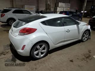 ✅ 2014 Hyundai Veloster • VIN: KMHTC6AD2EU183115 • Lot: 41994845. Wystawiony na Copart z przebiegiem 207 734 mil. Bezpłatny archiwum sprzedaży aukcyjnych z USA i szczegółowy raport historii pojazdu na DreamBid. Zdjęcie 3.