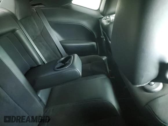 ✅ 2019 Dodge Challenger GT • VIN: 2C3CDZJGXKH504043 • Лот: 68979173. Опубликован ранее на Copart с пробегом Не указан. Бесплатный доступ к архиву аукционных продаж из США и подробный отчёт об истории автомобиля на DreamBid. Изображение 10.