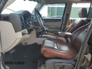 ✅ 2007 Jeep Commander Limited • VIN: 1J8HG58P27C520330 • Лот: 54595745. Опубликован ранее на Copart с пробегом 168 908 миль. Бесплатный доступ к архиву аукционных продаж из США и подробный отчёт об истории автомобиля на DreamBid. Изображение 7.