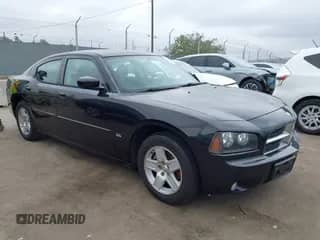 2010 Dodge Charger SXT z VIN 2B3CA3CV7AH312513, wystawiony jako IAAI lot #43316280 z przebiegiem 124 555 mil mil oraz . Historia ofert i sprzedaży dostępna na DreamBid. Obrazek 1.