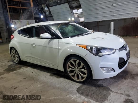 ✅ 2013 Hyundai Veloster w/Black Int • VIN: KMHTC6AD6DU159026 • Lot: 92142255. Listed on Copart with 170,731 mi. Free auction sales archive from the USA and detailed vehicle history report at DreamBid. Image 4.