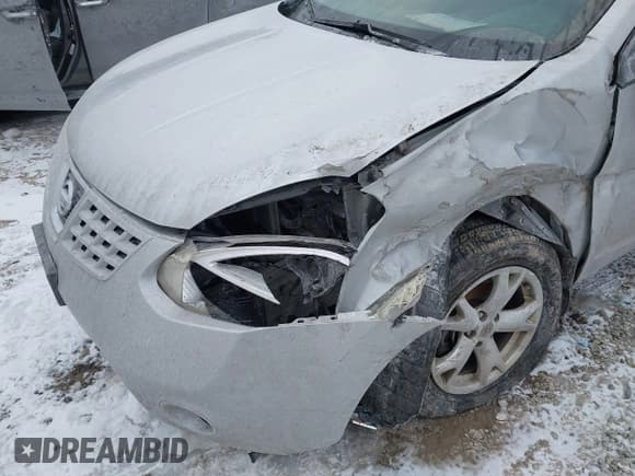 ✅ 2008 Nissan Rogue SL • VIN: JN8AS58T98W303026 • Lot: 41628030. Wystawiony na IAAI z przebiegiem 173 049 mil. Bezpłatny archiwum sprzedaży aukcyjnych z USA i szczegółowy raport historii pojazdu na DreamBid. Zdjęcie 6.