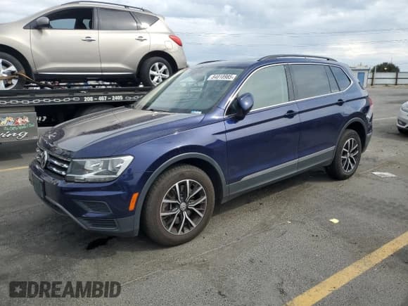 ✅ 2021 Volkswagen Tiguan SE • VIN: 3VV2B7AX4MM139074 • Lot: 84018985. Wystawiony na Copart z przebiegiem 99 059 mil. Bezpłatny archiwum sprzedaży aukcyjnych z USA i szczegółowy raport historii pojazdu na DreamBid. Zdjęcie 1.