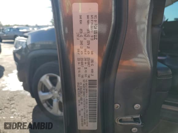 ✅ 2020 Jeep Compass Latitude • VIN: 3C4NJCBB1LT114888 • Lot: 86607295. Wystawiony na Copart z przebiegiem 53 956 mil. Bezpłatny archiwum sprzedaży aukcyjnych z USA i szczegółowy raport historii pojazdu na DreamBid. Zdjęcie 13.