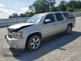 ✅ 2009 Chevrolet Suburban LTZ • VIN: 1GNFC36059R234791 • Lot: 63083585. Wystawiony na Copart z przebiegiem 261 016 mil. Bezpłatny archiwum sprzedaży aukcyjnych z USA i szczegółowy raport historii pojazdu na DreamBid. Zdjęcie 1.