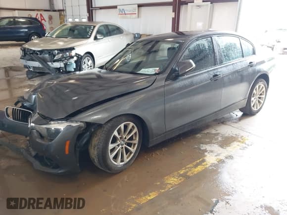 ✅ 2017 BMW 3 Series 320i xDrive • VIN: WBA8E5G39HNU45088 • Lot: 42434735. Listed on IAAI with 113,852 mi. Free auction sales archive from the USA and detailed vehicle history report at DreamBid. Image 2.