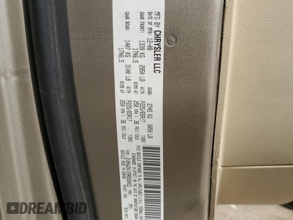 ✅ 2009 Volkswagen Routan SE • VIN: 2V8HW34159R599023 • Лот: 63921204. Опубликован ранее на Copart с пробегом Не указан. Бесплатный доступ к архиву аукционных продаж из США и подробный отчёт об истории автомобиля на DreamBid. Изображение 16.