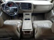 ✅ 2002 Chevrolet Silverado 2500HD LS • VIN: 1GCHK23192F157698 • Лот: 82444165. Опубликован ранее на Copart с пробегом 214 582 миль. Бесплатный доступ к архиву аукционных продаж из США и подробный отчёт об истории автомобиля на DreamBid. Изображение 8.