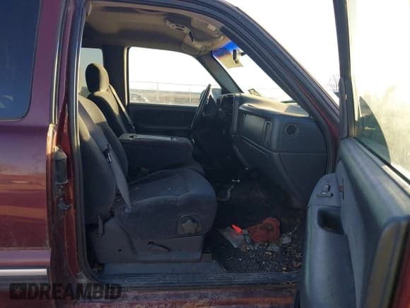 ✅ 1999 Chevrolet Silverado 1500 LS • VIN: 2GCEK19V0X1106323 • Lot: 43674068. Listed on IAAI with 154,869 mi. Free auction sales archive from the USA and detailed vehicle history report at DreamBid. Image 5.