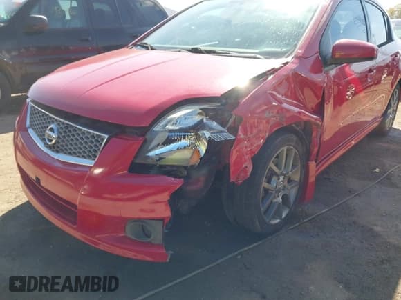 ✅ 2012 Nissan Sentra SE-R • VIN: 3N1BB6AP2CL666756 • Лот: 43319534. Опубликован ранее на IAAI с пробегом 133 681 миль. Бесплатный доступ к архиву аукционных продаж из США и подробный отчёт об истории автомобиля на DreamBid. Изображение 6.