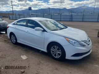 2014 Hyundai Sonata GLS с VIN 5NPEB4AC8EH869245, выставлен на аукционе Copart как лот 84793565 с пробегом 98 618 миль миль и Списание • Salvage title. История ставок и продаж доступна на DreamBid. Изображение 4.