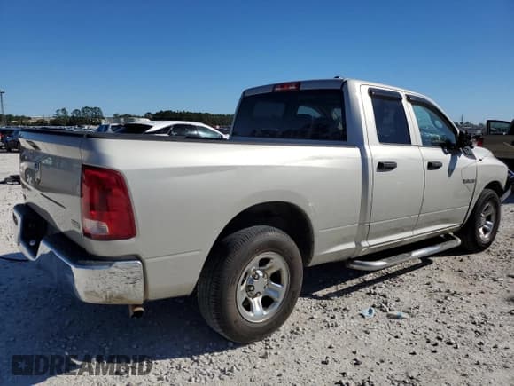 ✅ 2010 Dodge 1500 ST • VIN: 1D7RB1GP0AS250263 • Лот: 80908234. Опубликован ранее на Copart с пробегом 111 498 миль. Бесплатный доступ к архиву аукционных продаж из США и подробный отчёт об истории автомобиля на DreamBid. Изображение 3.