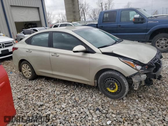 ✅ 2018 Hyundai Accent SE • VIN: 3KPC24A31JE032634 • Лот: 79111084. Опубликован ранее на Copart с пробегом 69 173 миль. Бесплатный доступ к архиву аукционных продаж из США и подробный отчёт об истории автомобиля на DreamBid. Изображение 4.