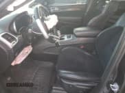 ✅ 2018 Jeep Grand Cherokee SRT • VIN: 1C4RJFDJXJC225942 • Lot: 82071025. Wystawiony na Copart z przebiegiem 70 880 mil. Bezpłatny archiwum sprzedaży aukcyjnych z USA i szczegółowy raport historii pojazdu na DreamBid. Zdjęcie 7.