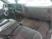 2003 Chevrolet Silverado 1500 LS with VIN 2GCEC19T231258044, listed as a Copart auction lot 84606025 with 174,012 mi miles and Salvage title. Bid and sale history available at DreamBid. Image 8.