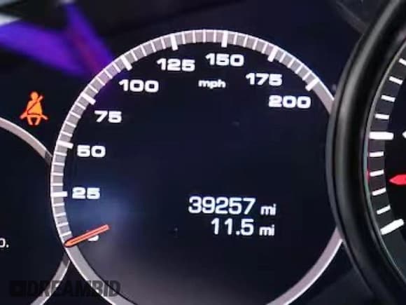 ✅ 2021 Porsche Cayenne Turbo • VIN: WP1AF2AY8MDA36017 • Lot: 58531035. Listed on Copart with 39,254 mi. Free auction sales archive from the USA and detailed vehicle history report at DreamBid. Image 8.