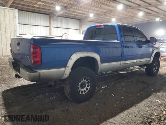 2007 Dodge 3500 Laramie z VIN 3D7MX38C17G717189, wystawiony jako Copart lot #81635814 z przebiegiem 243 911 mil mil oraz Szkoda całkowita • Salvage title. Historia ofert i sprzedaży dostępna na DreamBid. Obrazek 4.