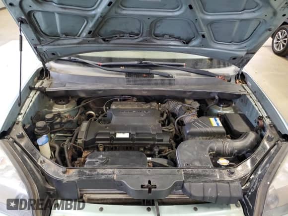 2008 Hyundai Tucson GLS with VIN KM8JM12B88U910525, listed as a Copart auction lot 77830274 with 246,655 mi miles and Clean title. Bid and sale history available at DreamBid. Image 12.