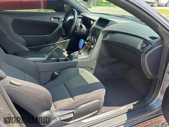 ✅ 2015 Hyundai Genesis Coupe 3.8L Base • VIN: KMHHT6KJ6FU129358 • Lot: 64231195. Wystawiony na Copart z przebiegiem 97 272 mil. Bezpłatny archiwum sprzedaży aukcyjnych z USA i szczegółowy raport historii pojazdu na DreamBid. Zdjęcie 5.