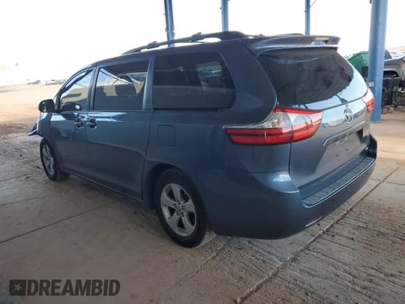 ✅ 2015 Toyota Sienna LE AAS • VIN: 5TDKK3DC3FS575871 • Lot: 86837465. Listed on Copart with 167,122 mi. Free auction sales archive from the USA and detailed vehicle history report at DreamBid. Image 2.