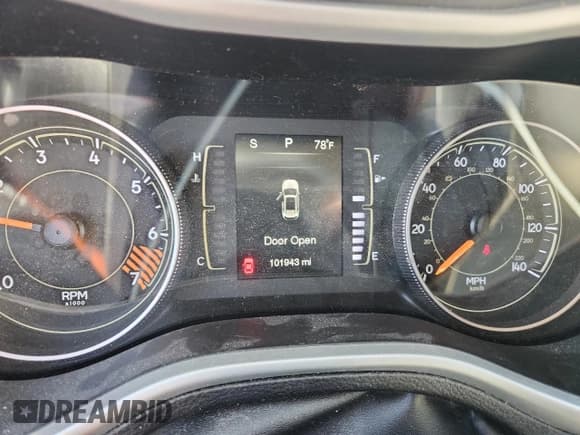 ✅ 2015 Jeep Cherokee Sport • VIN: 1C4PJLAB9FW712025 • Lot: 84808535. Listed on Copart with 101,943 mi. Free auction sales archive from the USA and detailed vehicle history report at DreamBid. Image 9.