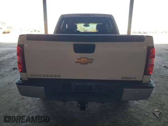 2012 Chevrolet Silverado 1500 LT z VIN 3GCPKSEA7CG293112, wystawiony jako Copart lot #81997905 z przebiegiem 196 135 mil mil oraz Szkoda całkowita • Salvage title. Historia ofert i sprzedaży dostępna na DreamBid. Obrazek 6.