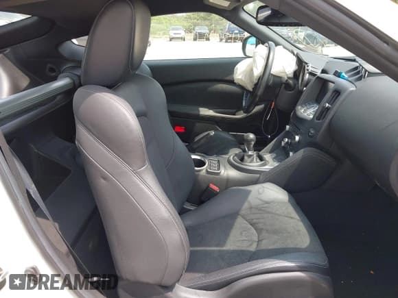 ✅ 2010 Nissan 370Z Touring • VIN: JN1AZ4EH6AM504226 • Lot: 42414626. Listed on IAAI with 65,742 mi. Free auction sales archive from the USA and detailed vehicle history report at DreamBid. Image 5.