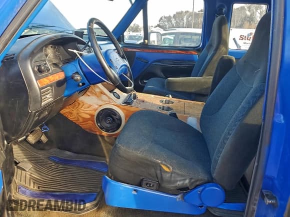 ✅ 1992 Ford F-150 • VIN: 1FTEX14N8NKB20072 • Lot: 93860195. Listed on Copart with 218,569 mi. Free auction sales archive from the USA and detailed vehicle history report at DreamBid. Image 7.