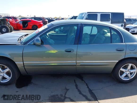 ✅ 1998 Buick Park Avenue Ultra • VIN: 1G4CU5213W4624554 • Lot: 41599231. Wystawiony na IAAI z przebiegiem 145 798 mil. Bezpłatny archiwum sprzedaży aukcyjnych z USA i szczegółowy raport historii pojazdu na DreamBid. Zdjęcie 14.