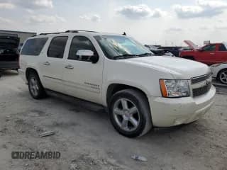 ✅ 2011 Chevrolet Suburban LTZ • VIN: 1GNSCKE0XBR275319 • Lot: 63765554. Wystawiony na Copart z przebiegiem 215 494 mil. Bezpłatny archiwum sprzedaży aukcyjnych z USA i szczegółowy raport historii pojazdu na DreamBid. Zdjęcie 4.