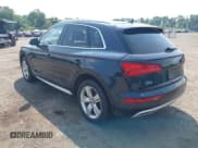 ✅ 2018 Audi Q5 Premium Plus • VIN: WA1BNAFYXJ2064401 • Лот: 42493564. Опубликован ранее на IAAI с пробегом 60 196 миль. Бесплатный доступ к архиву аукционных продаж из США и подробный отчёт об истории автомобиля на DreamBid. Изображение 3.